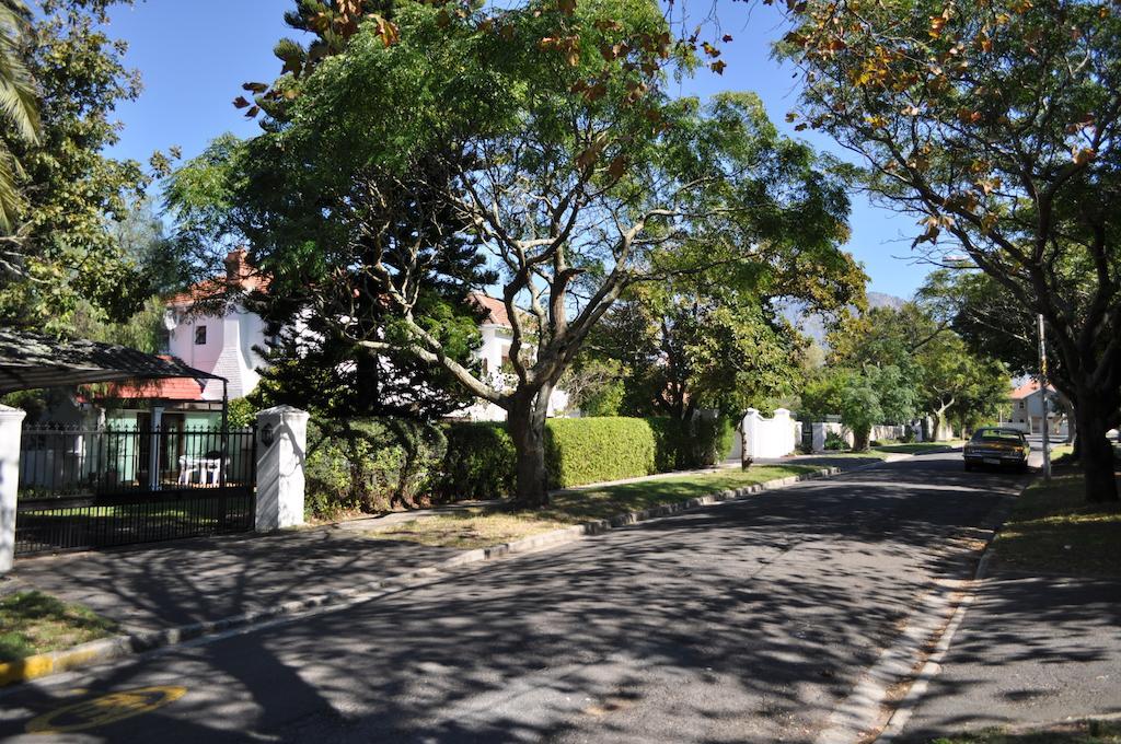 Applegarth B&B And Self-Catering Studios Cape Town Exterior photo